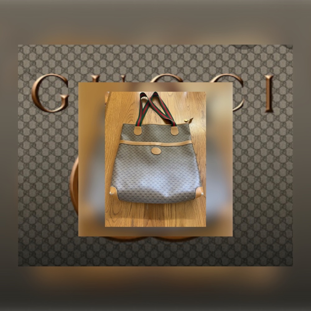 GUCCI Vintage GG Tan w/Green & Red Stripe straps